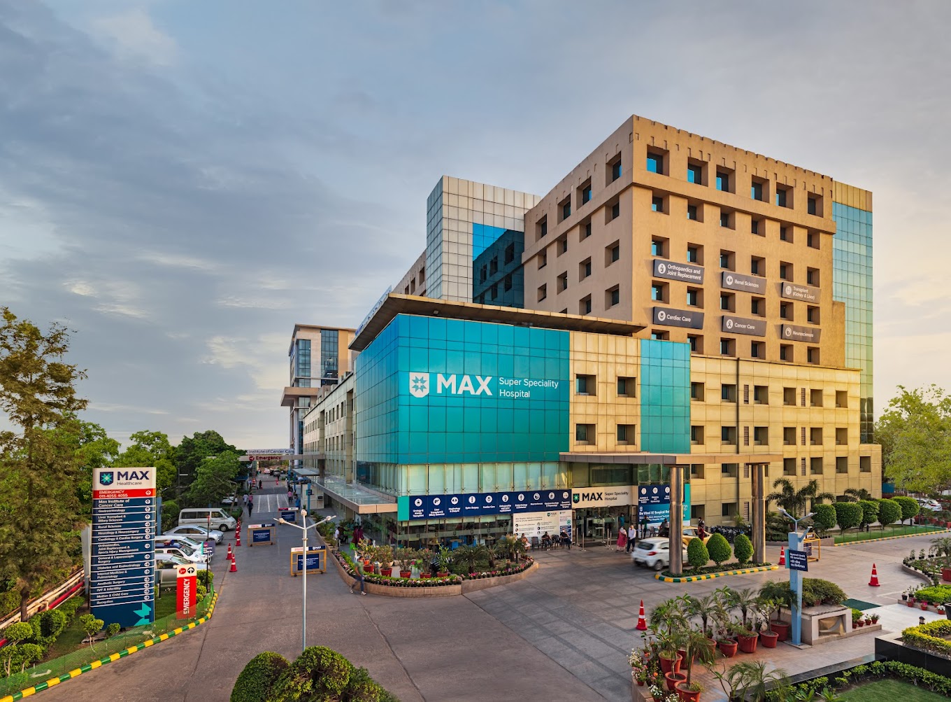 Max Super Speciality Hospital, Vaishali